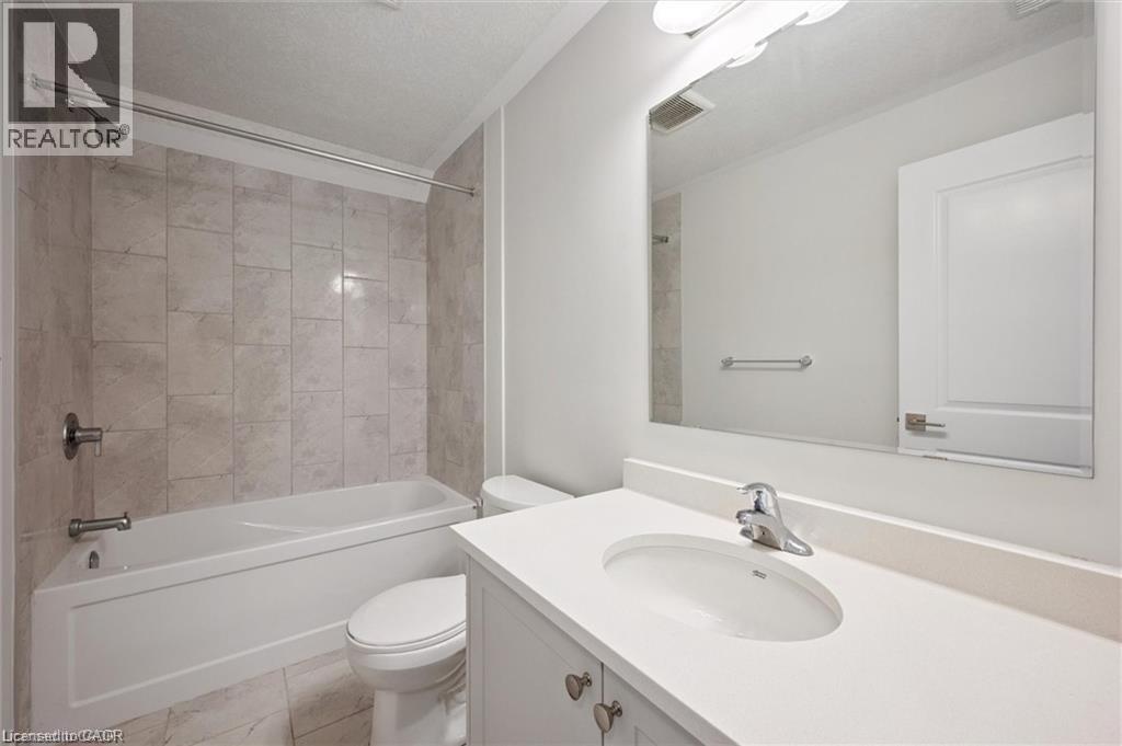 25 Isherwood Avenue Unit# C34 Property Photo 11