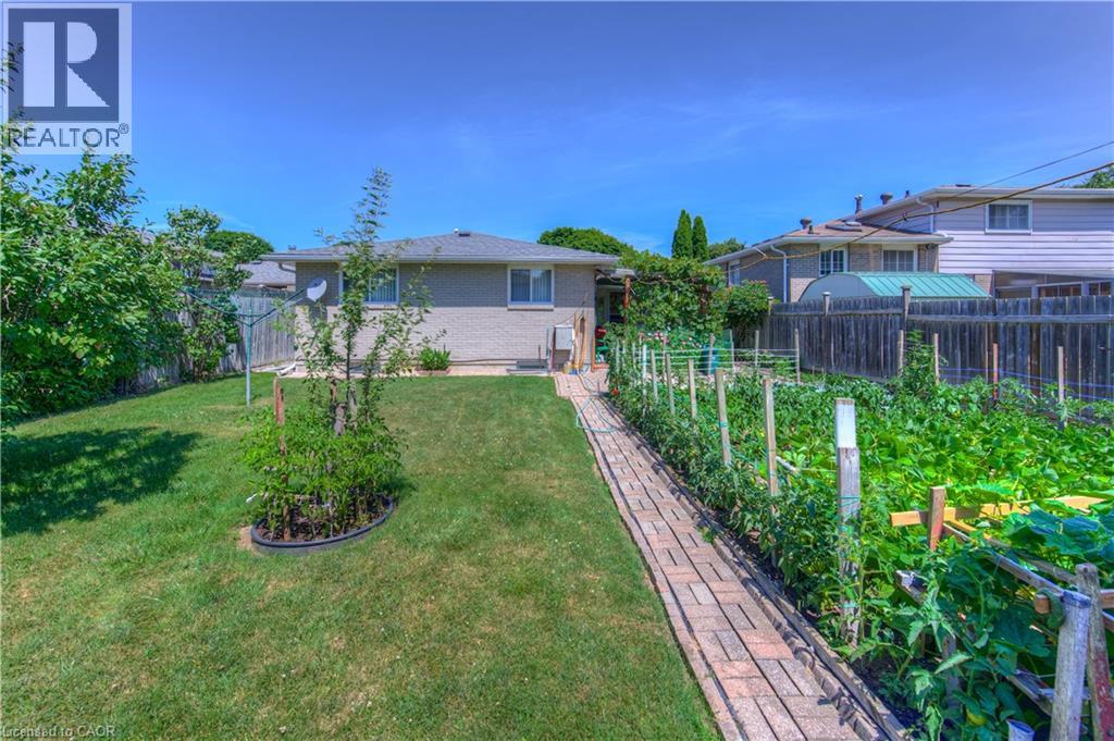 1227 Valentine Drive Property Photo 3