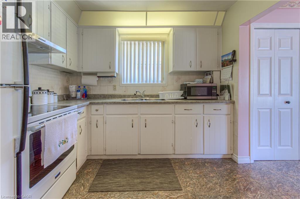 1227 Valentine Drive Property Photo 15