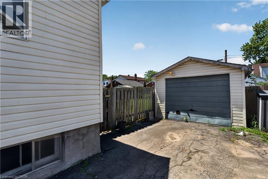 71 S Scholfield Avenue S Property Photo 39