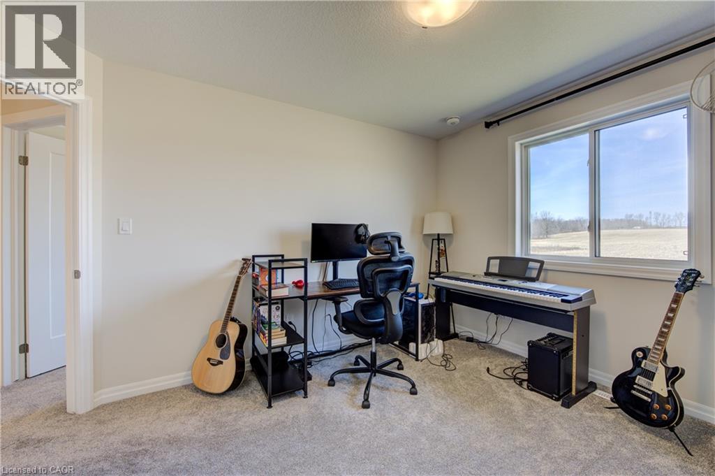 38 Canary Street Property Photo 32