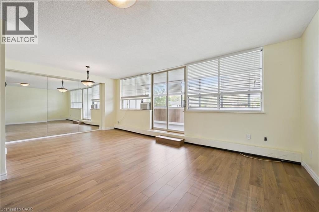 65 Westmount Road Unit# 211 Property Photo 9