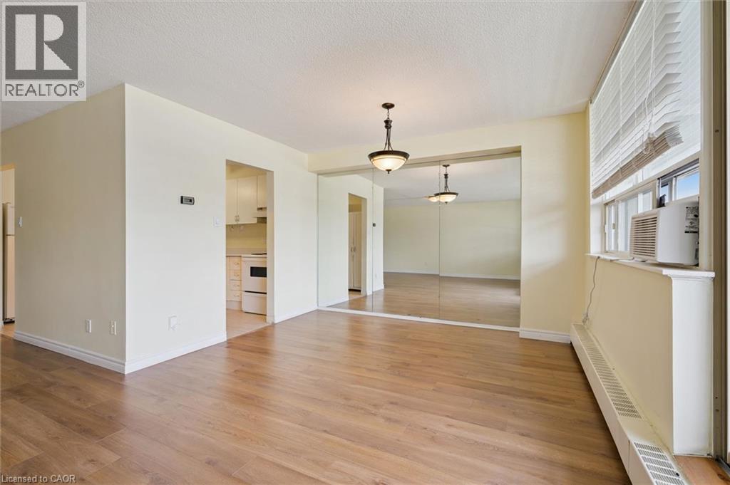65 Westmount Road Unit# 211 Property Photo 11