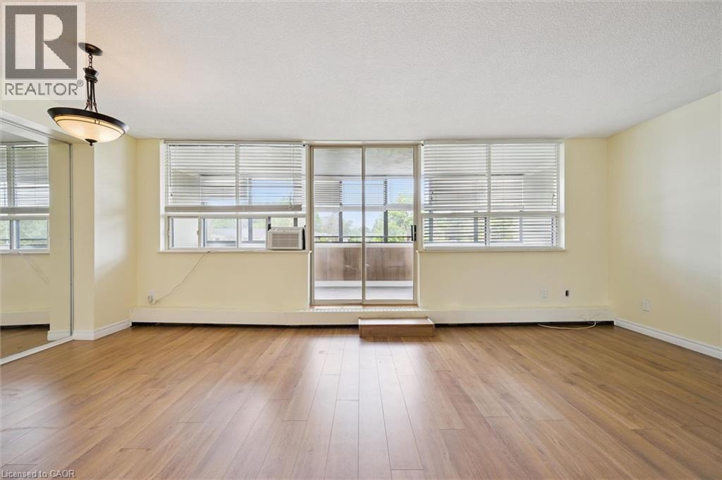 65 Westmount Road Unit# 211 Property Photo 15