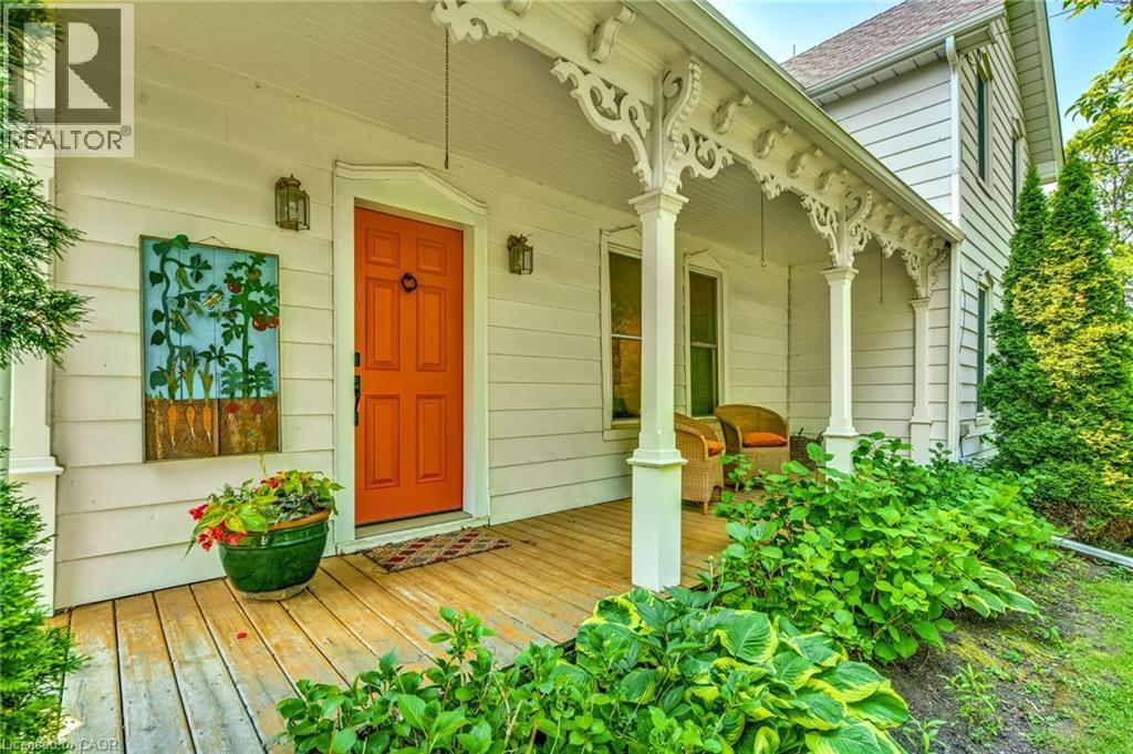 519 Queenston Road Property Photo 6