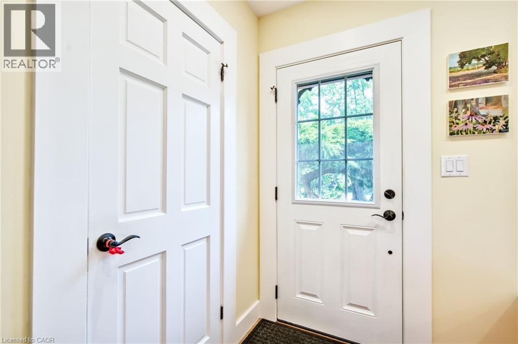 519 Queenston Road Property Photo 7
