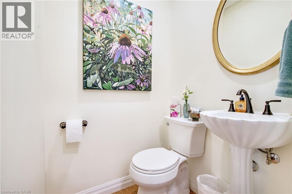 519 Queenston Road Property Photo 8