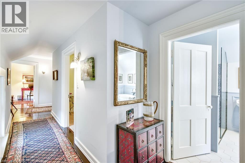 519 Queenston Road Property Photo 18
