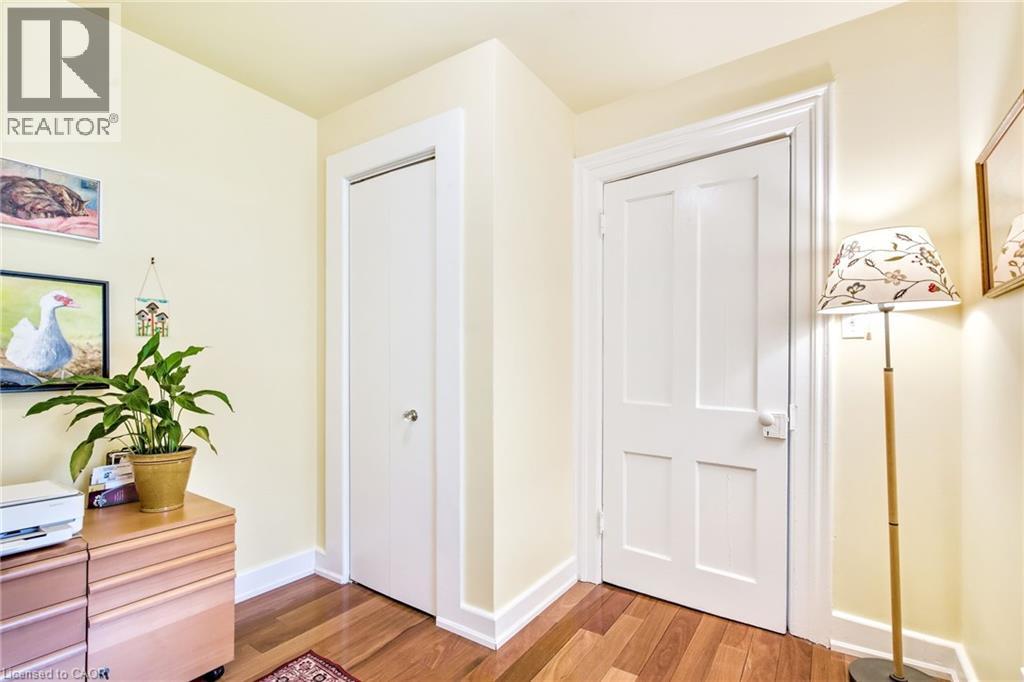 519 Queenston Road Property Photo 25