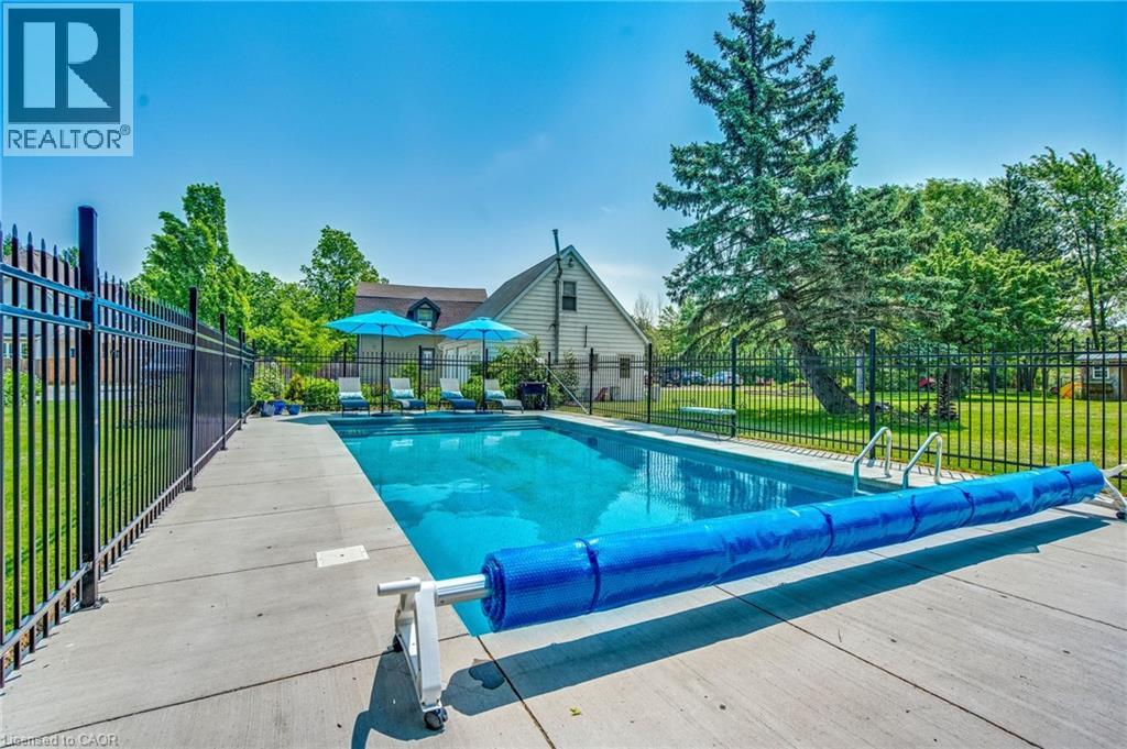 519 Queenston Road Property Photo 42