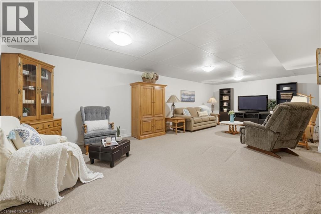 6 Manorwood Road Property Photo 30