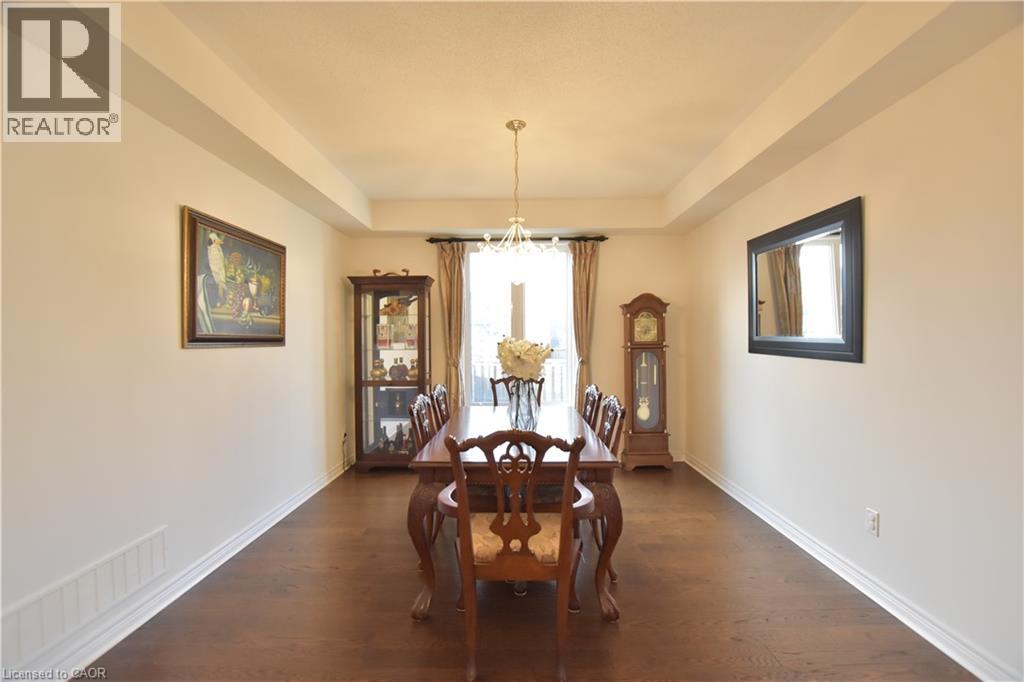 512 Terrington Crescent Property Photo 8