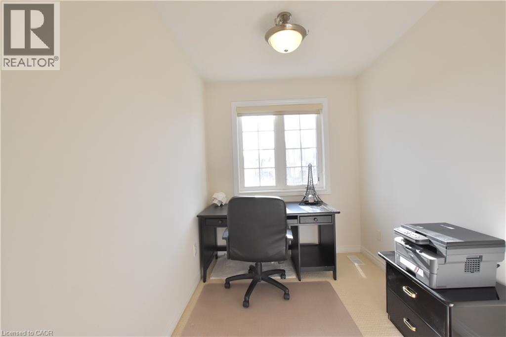 512 Terrington Crescent Property Photo 44