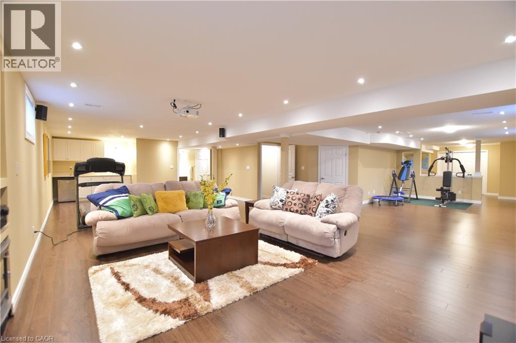 512 Terrington Crescent Property Photo 45