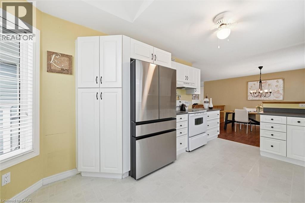 111 Gracehill Crescent Property Photo 11
