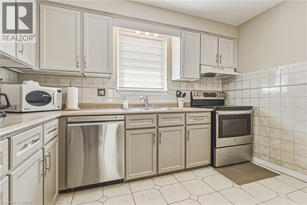 565 Stone Church Road W Property Photo 13