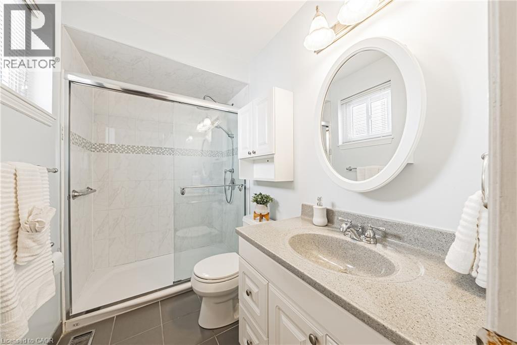 565 Stone Church Road W Property Photo 18