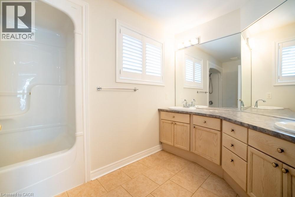 8 Sophie Court Property Photo 30