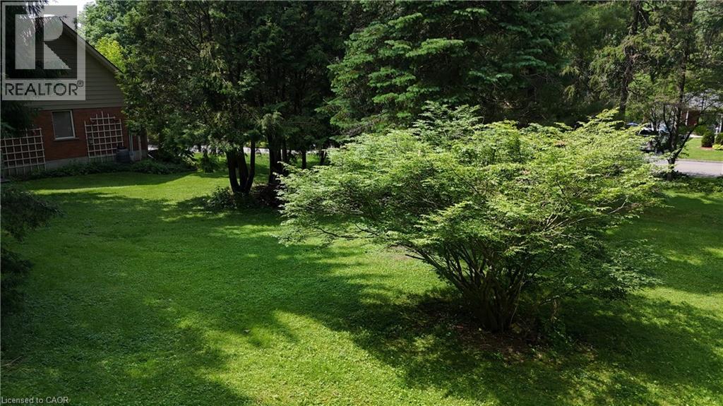 154 Mccall Crescent Property Photo 13