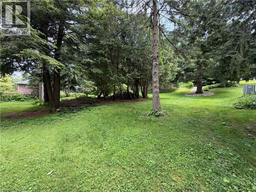 154 Mccall Crescent Property Photo 15