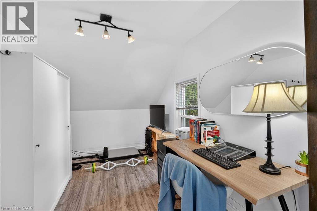 3555 Campden Road Property Photo 26