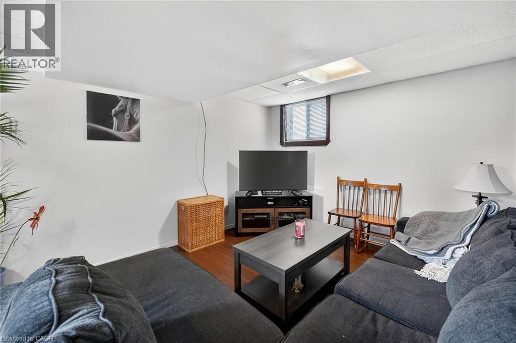 3555 Campden Road Property Photo 29