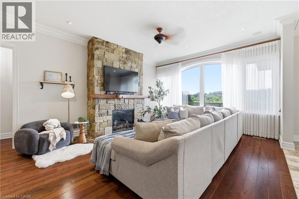 54 Paige Street Property Photo 10