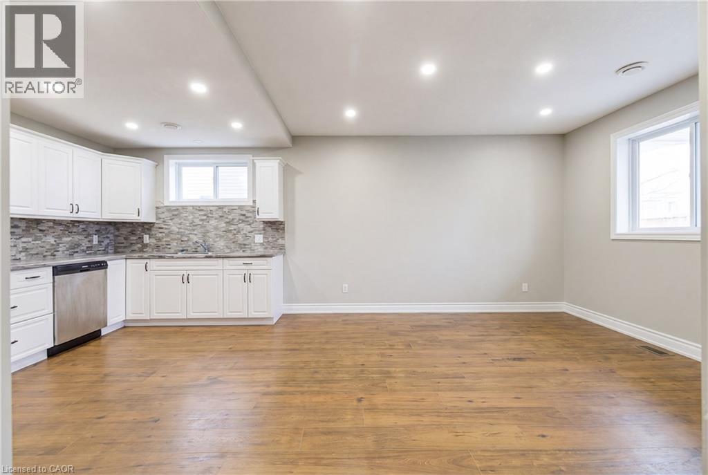 54 Paige Street Property Photo 45