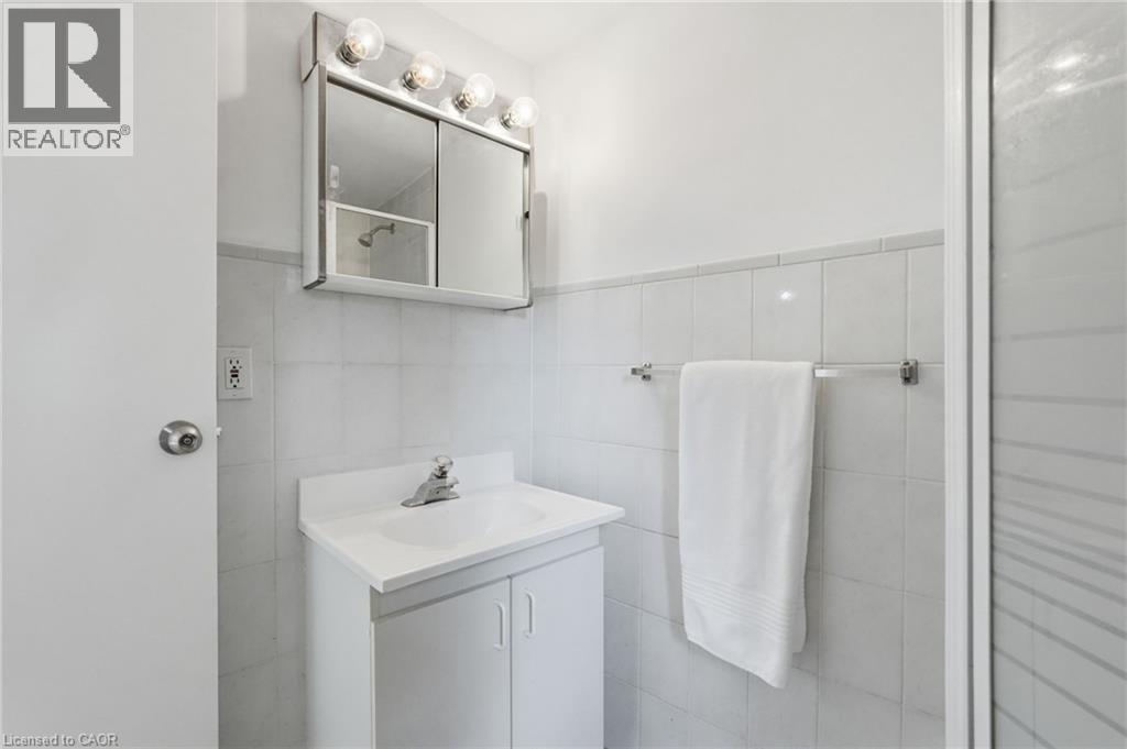 58 Onslow Court Property Photo 33