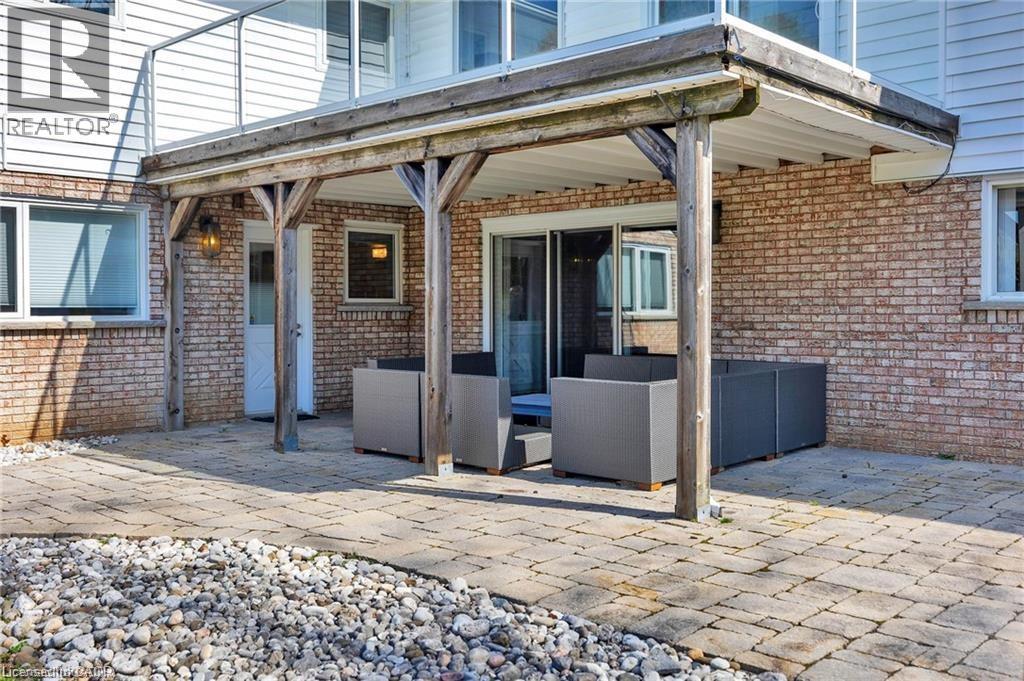 10566 Second Line Property Photo 32