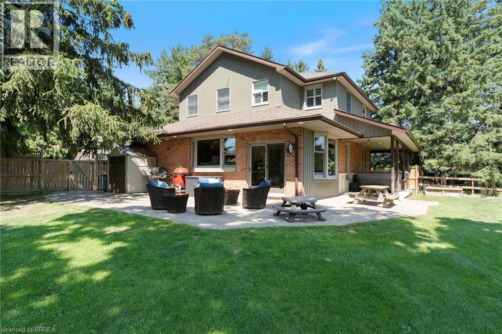 182 Governors Road E Property Photo 23