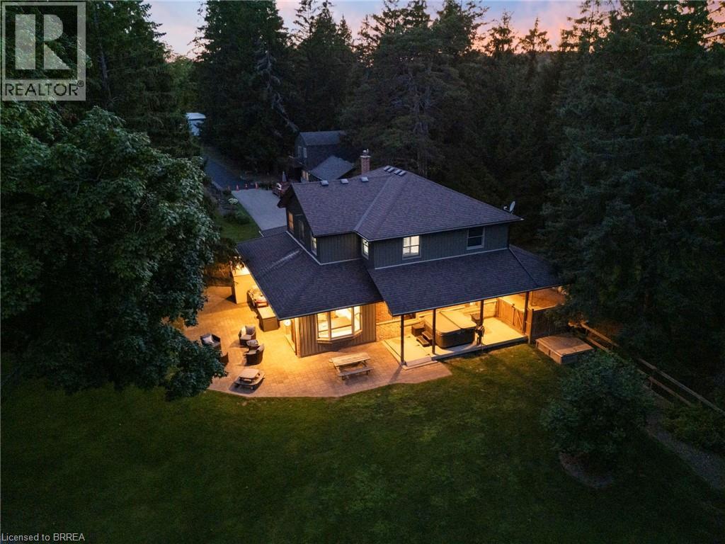 182 Governors Road E Property Photo 46