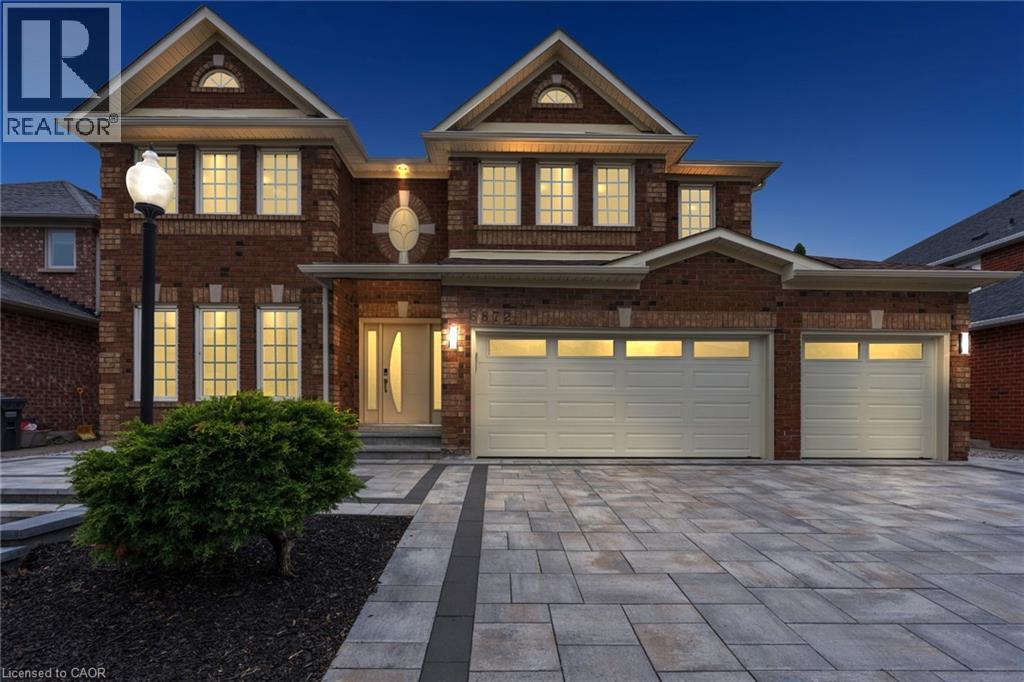 6872 Round Leaf Court Property Photo 1