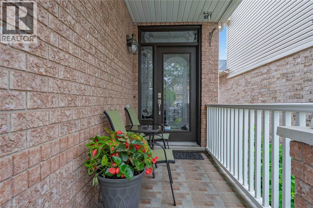 1098 Hepburn Road Property Photo 3
