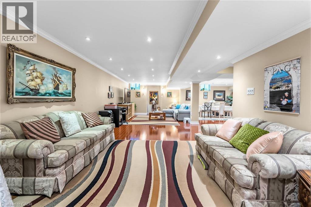 1098 Hepburn Road Property Photo 27