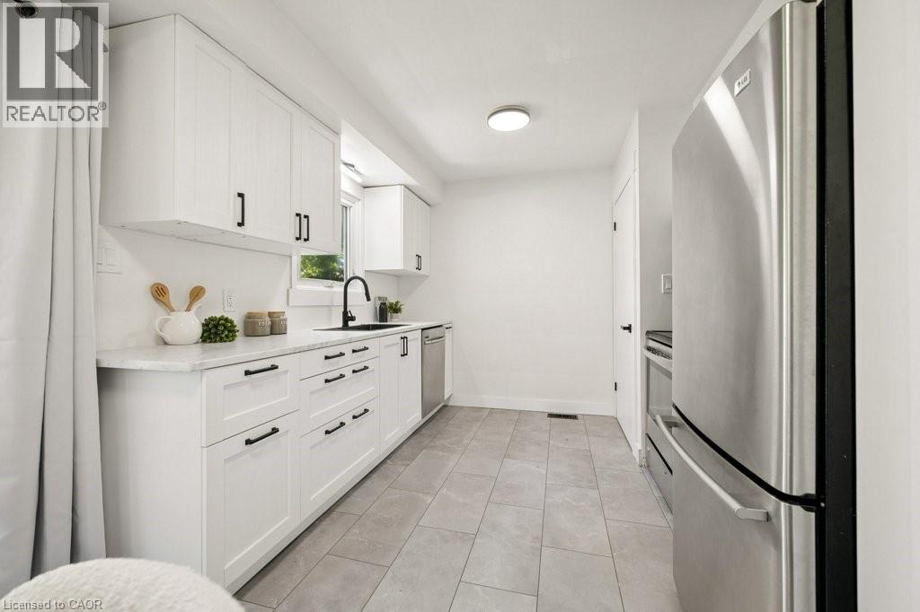 161 East Park Drive Property Photo 7