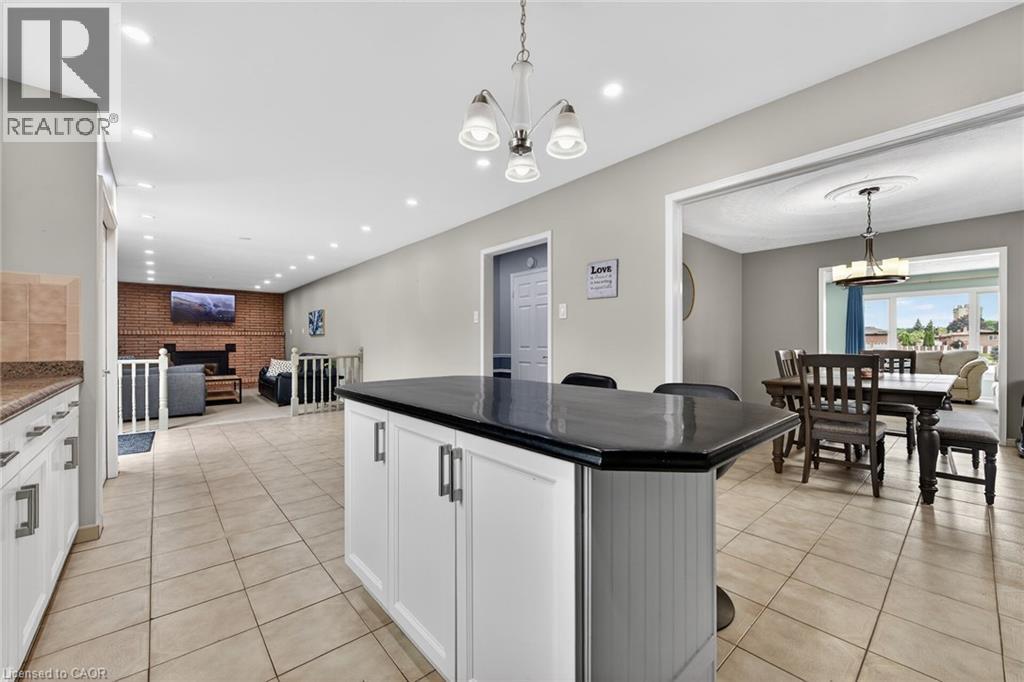 34 Capri Crescent Property Photo 8