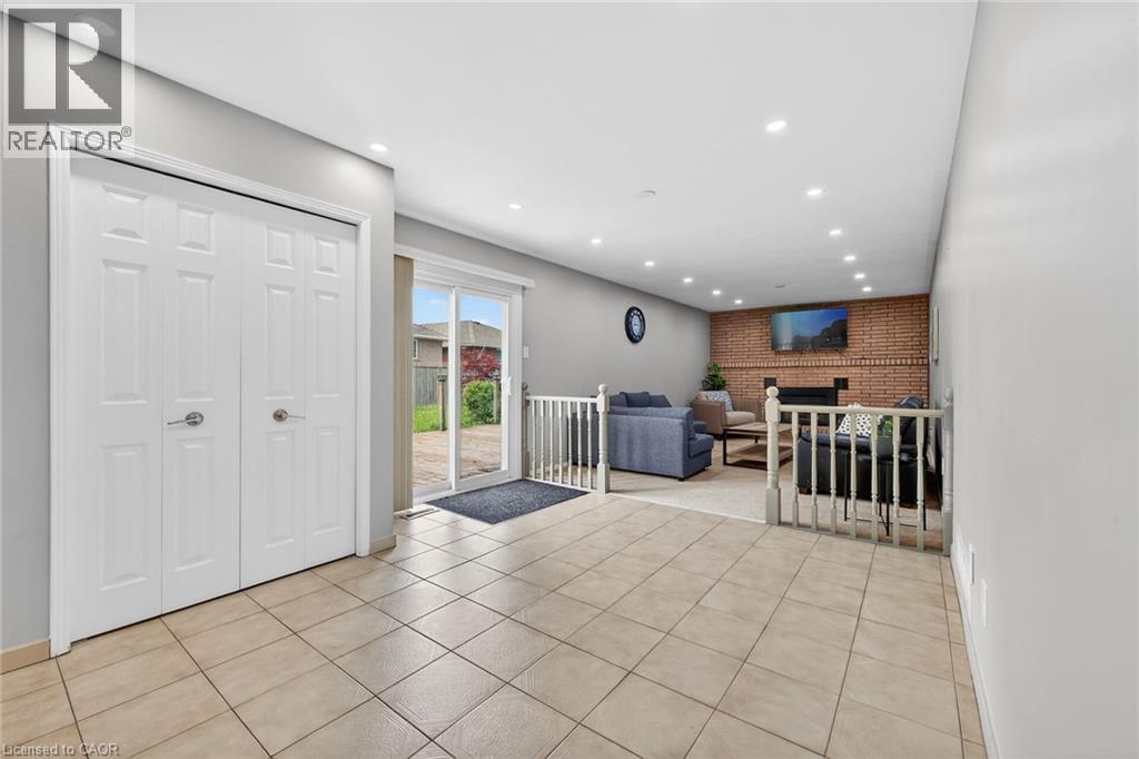 34 Capri Crescent Property Photo 9