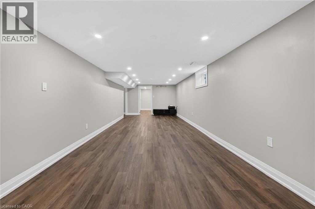 34 Capri Crescent Property Photo 43