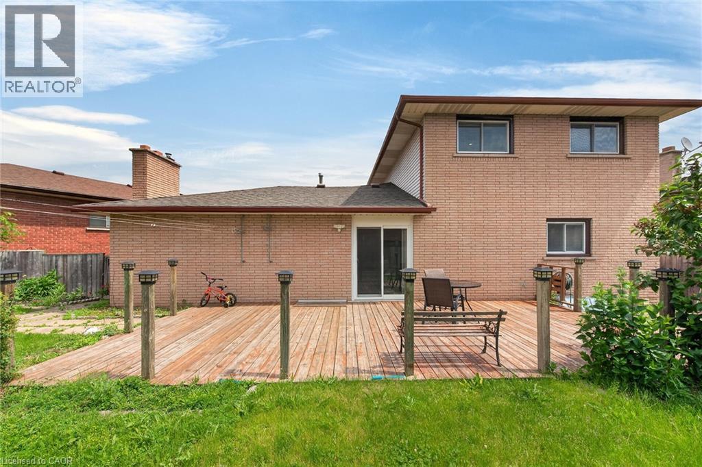 34 Capri Crescent Property Photo 49