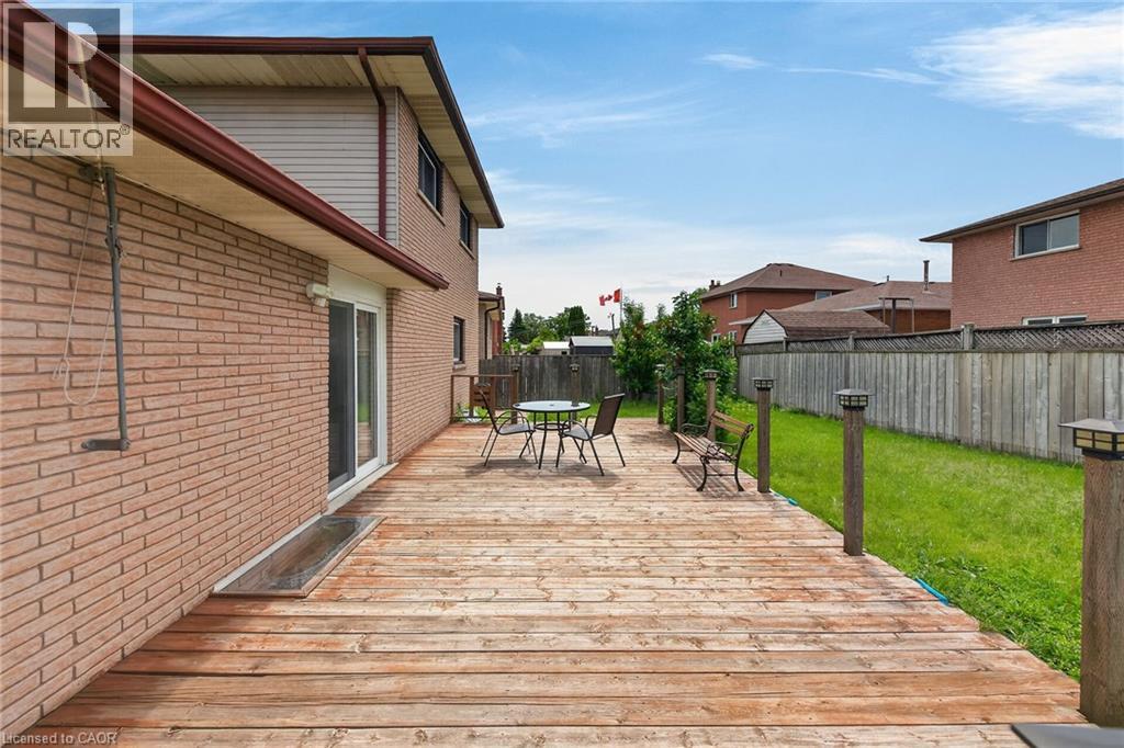 34 Capri Crescent Property Photo 50