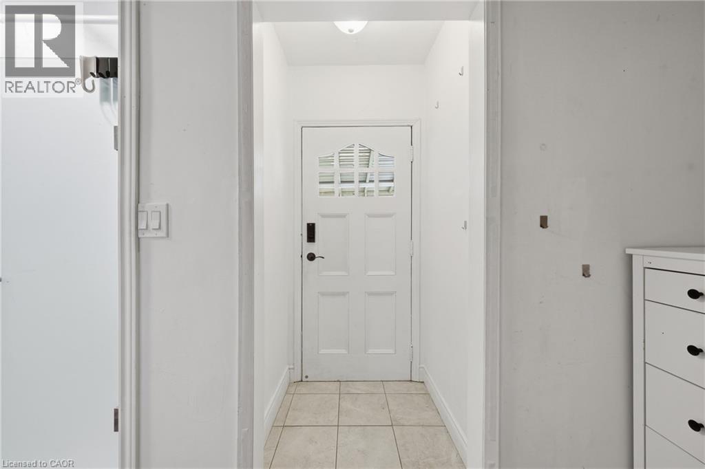 15 West 1st Street Property Photo 8