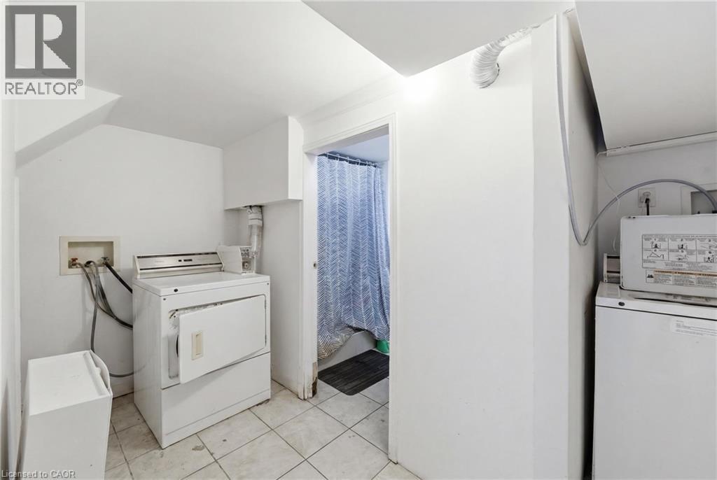 15 West 1st Street Property Photo 33