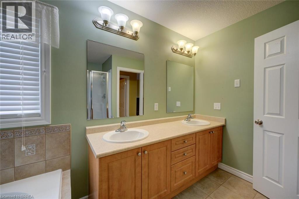 44 Mcqueen Drive Property Photo 9