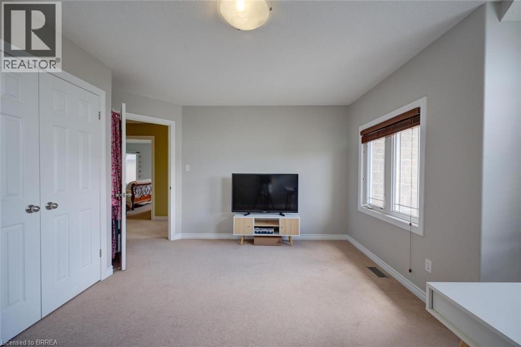 44 Mcqueen Drive Property Photo 32