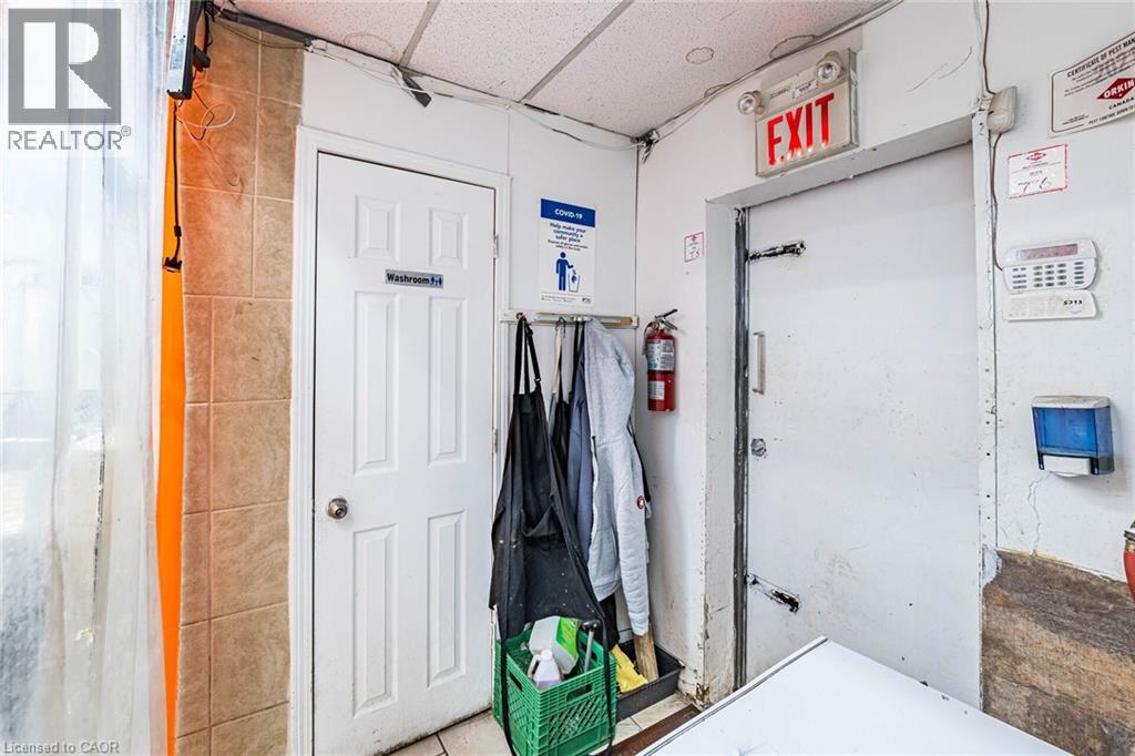 44 Dean Street Property Photo 35