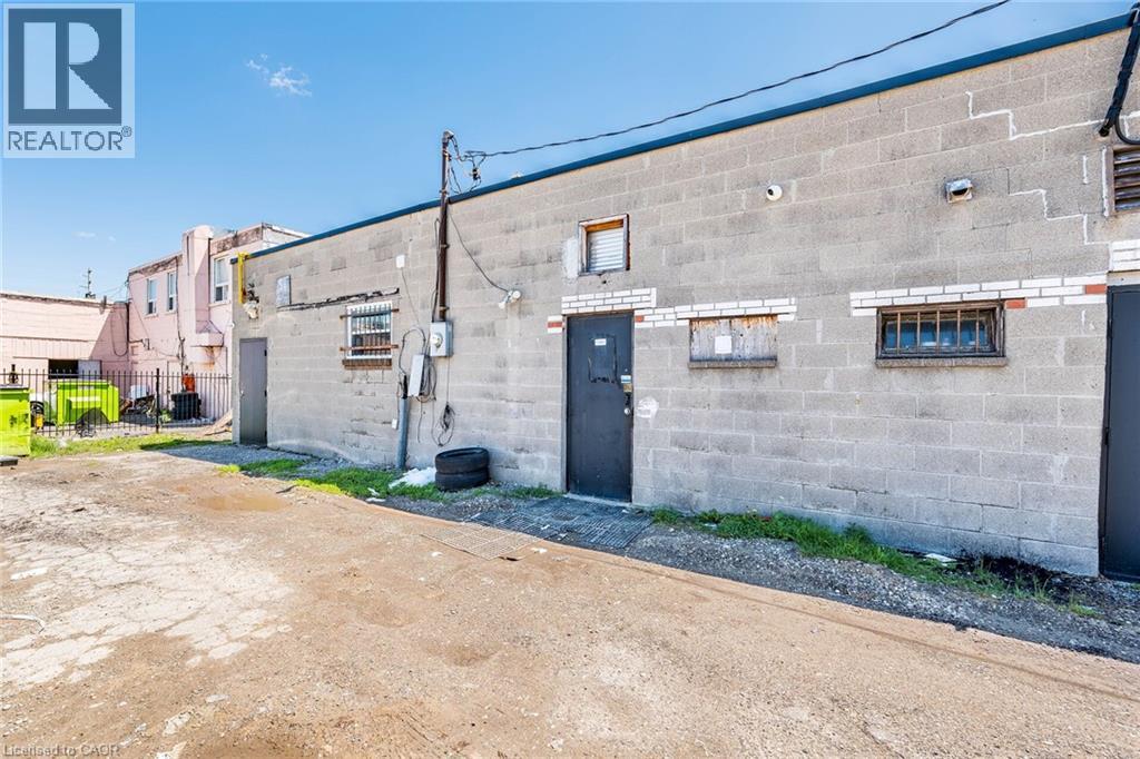 44 Dean Street Property Photo 38