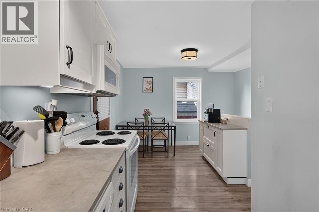 220 Paling Avenue Property Photo 19