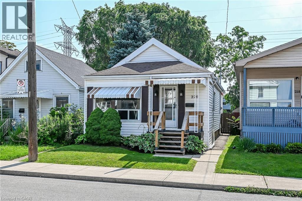 220 Paling Avenue Property Photo 42