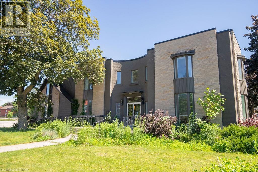 1309 King Street Property Photo 20